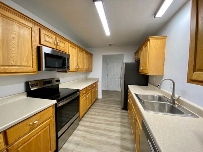 Building Photo - 766 N 2720 E