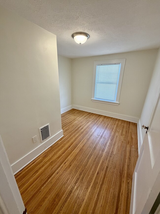 Building Photo - 41 Mildorf St