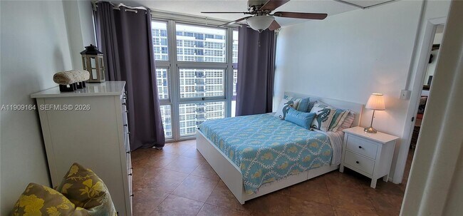 Building Photo - 531 N Ocean Blvd