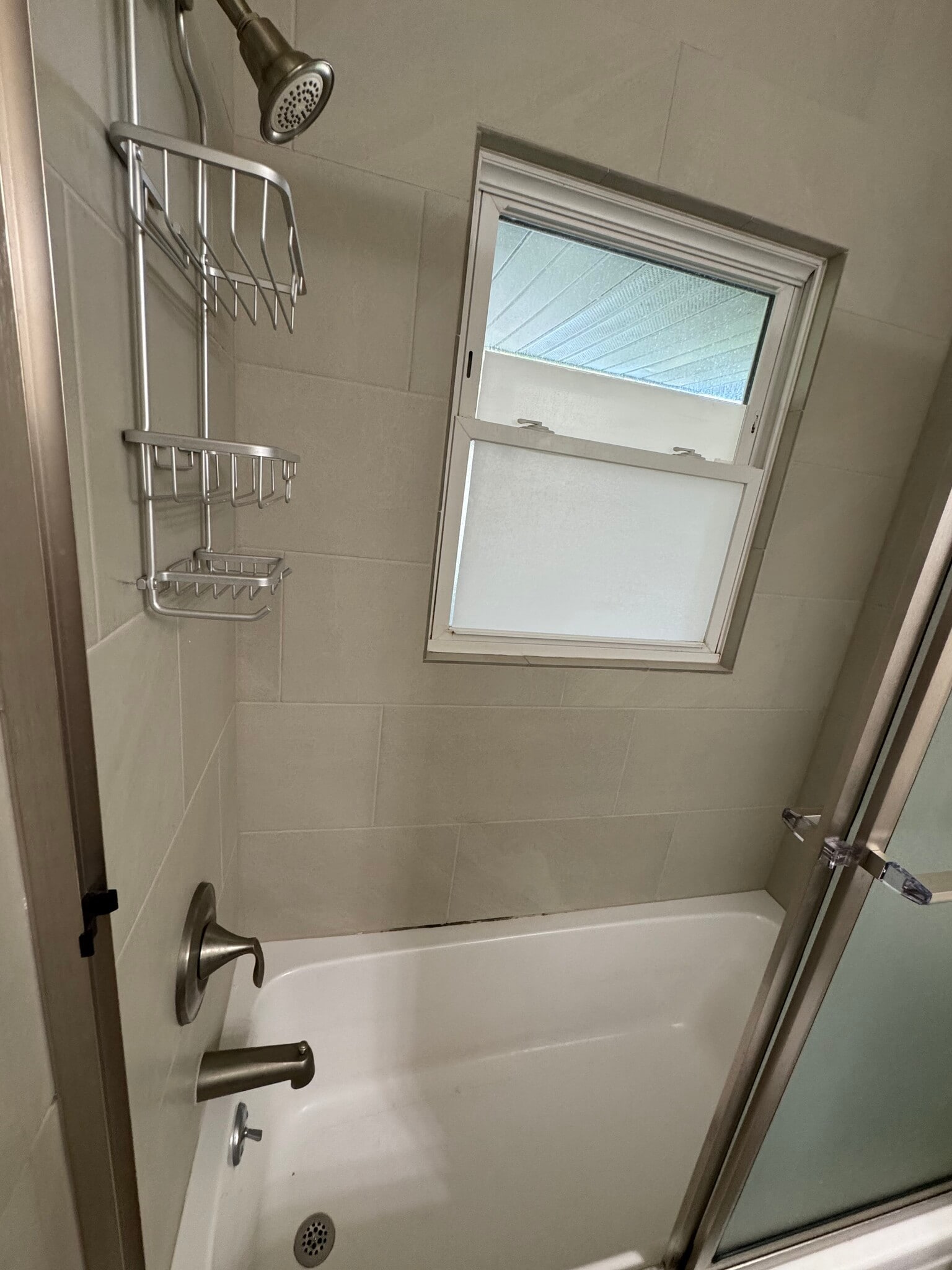 Bathroom - 1500 Woodside Dr