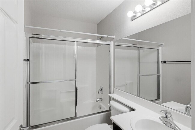 Building Photo - 7404 Celosia St