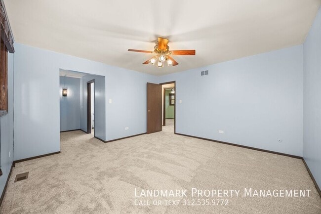 Building Photo - 409 Sara Ave