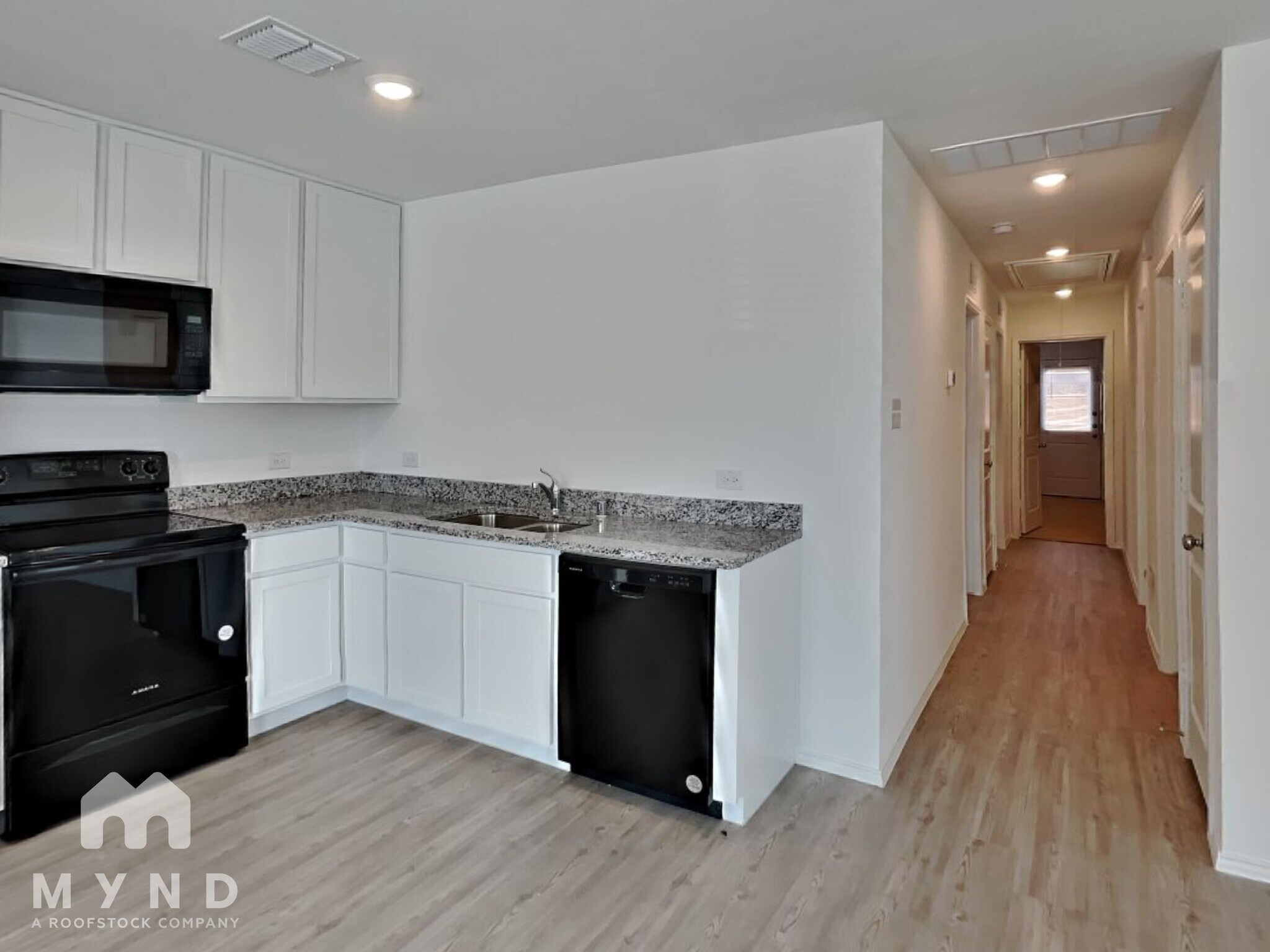 Building Photo - 214 Sesame Ln