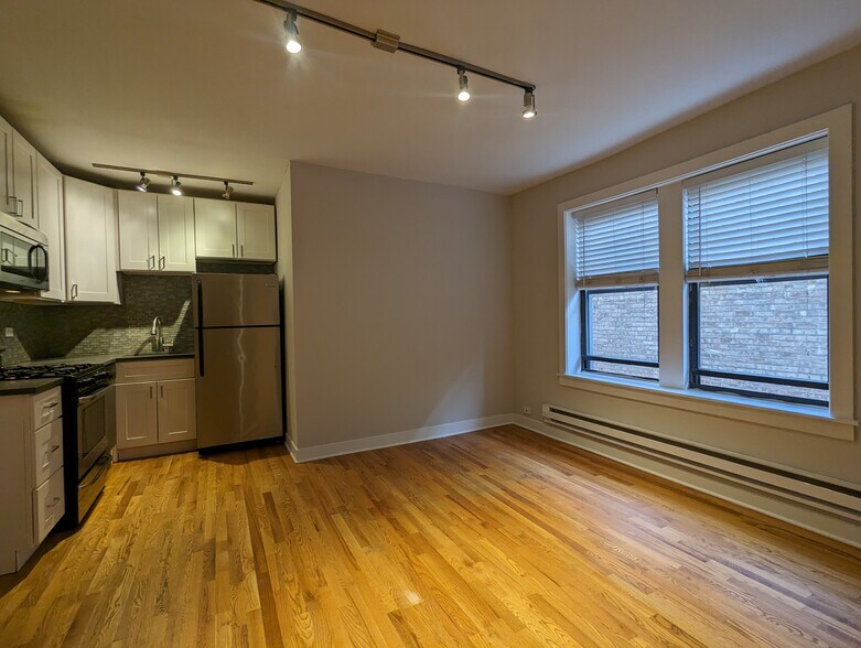 Building Photo - 2430 N Kedzie Blvd