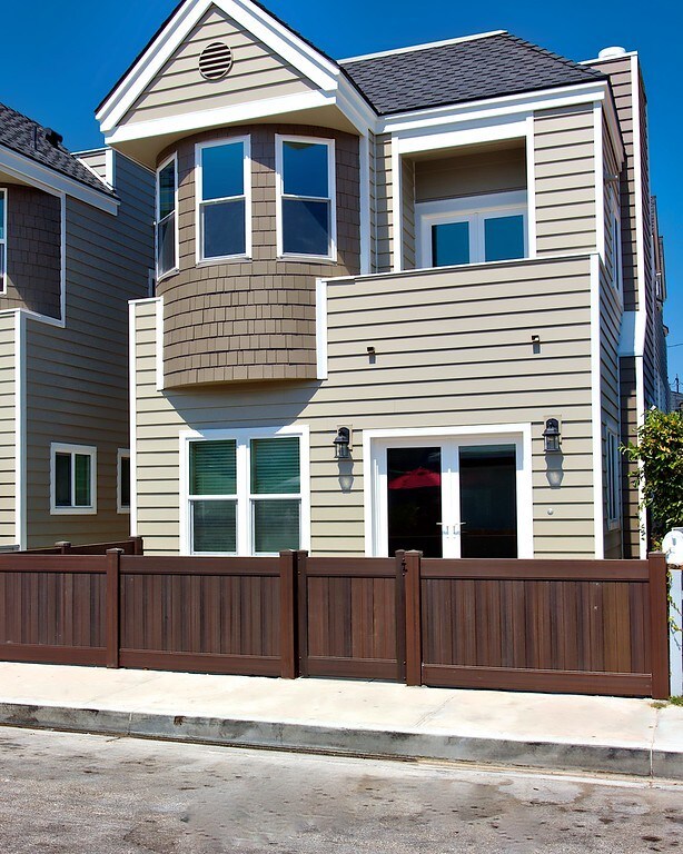 Building Photo - 309 34th St