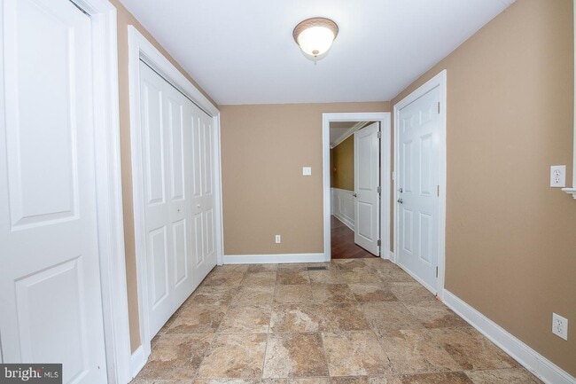 Building Photo - 2083 Welsh Valley Rd