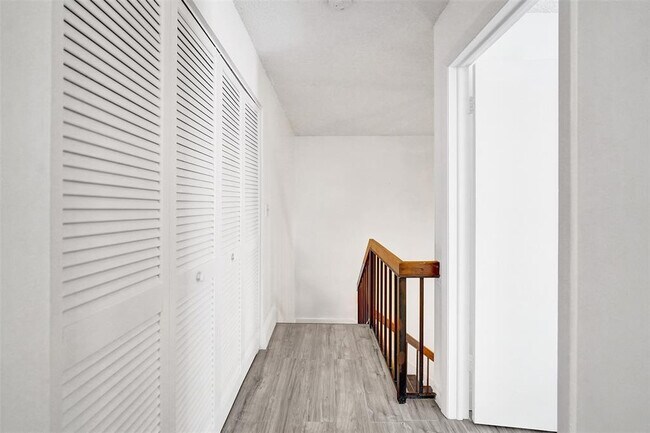 Building Photo - 103 Heatherbrook Way