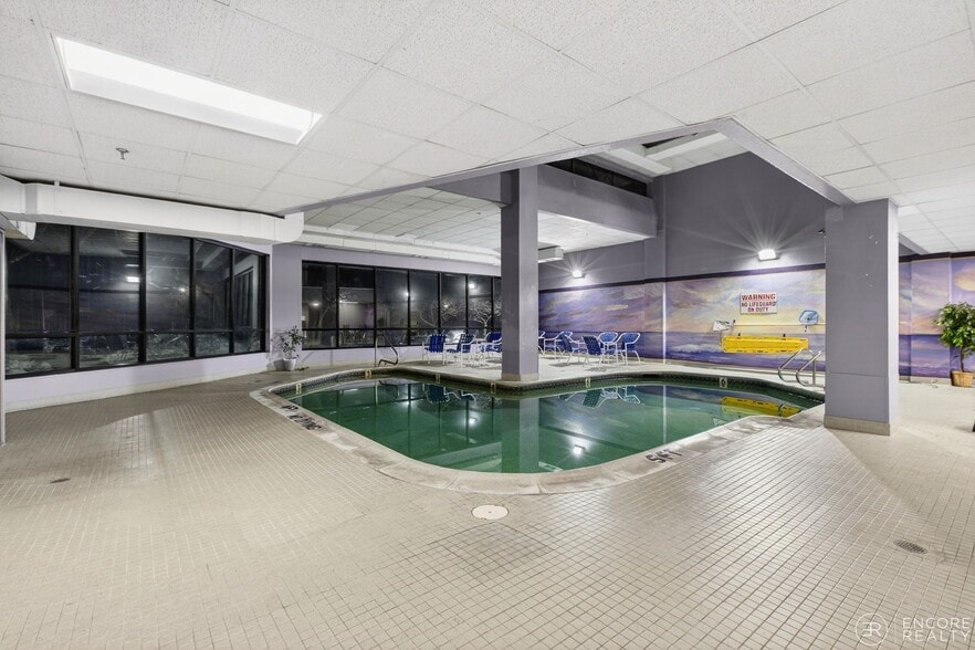 Building Photo - 394 Ocean Ave