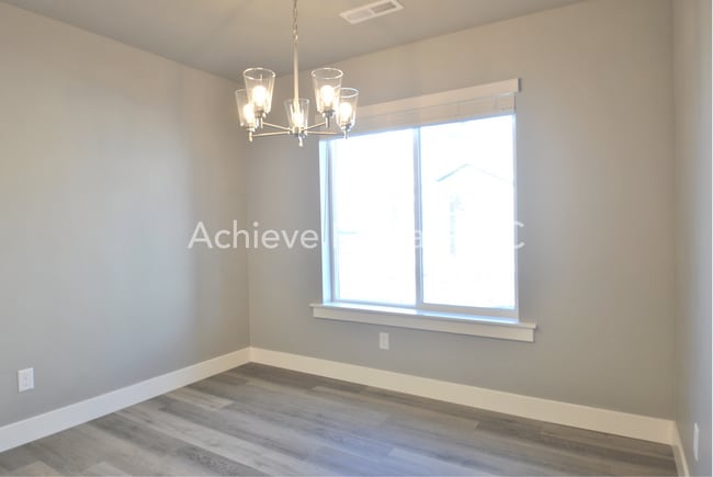 Building Photo - 2242 S 1180 W