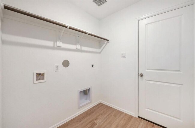 Building Photo - 1218 Millers Pass Dr