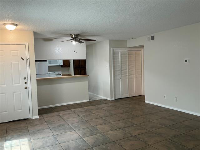 Building Photo - 934 Turtle Cove