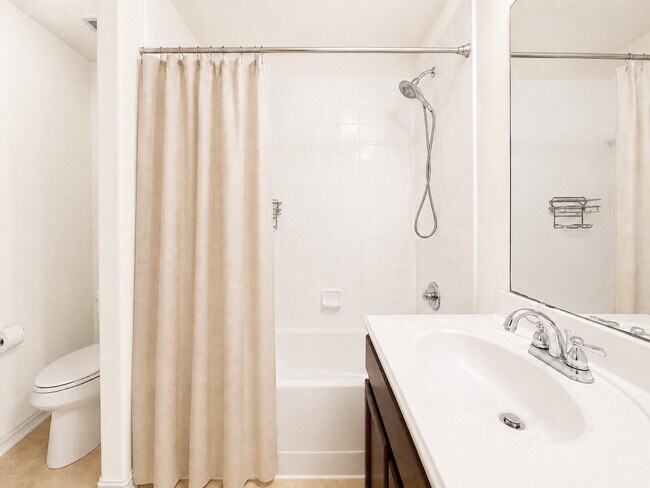 Building Photo - 2410 Horned Owl Dr