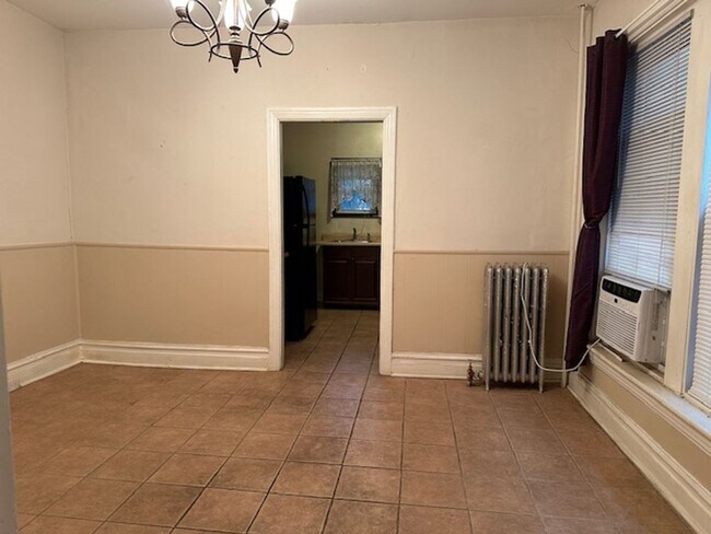 Building Photo - 2134 Susquehanna St