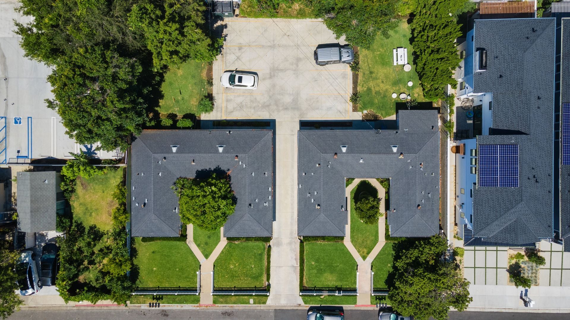 Building Photo - 1911 Church St