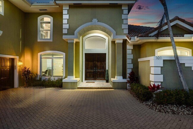 Building Photo - 101 Sandbourne Ln