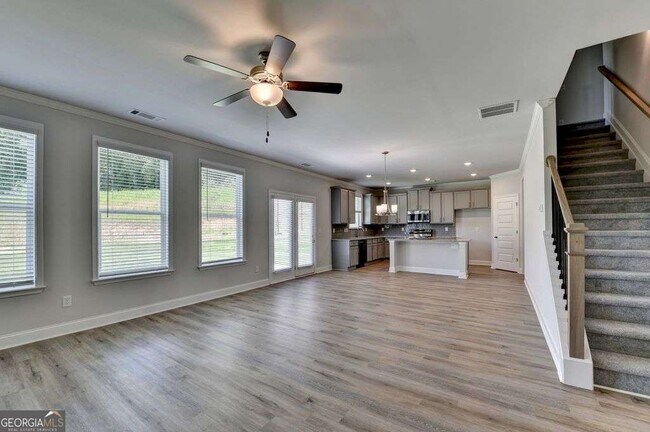 Building Photo - 7309 Yewtree Dr