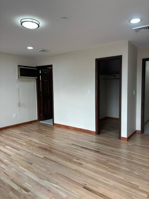 Building Photo - 260 Broadway