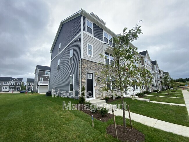 Building Photo - 4815 Jackson Vlg Pkwy