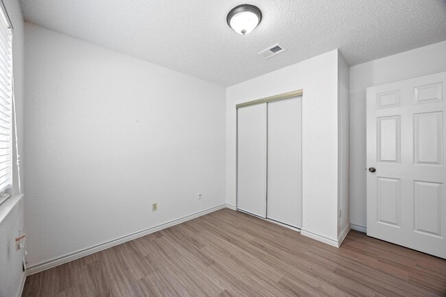Building Photo - 14203 Anita Marie Ln