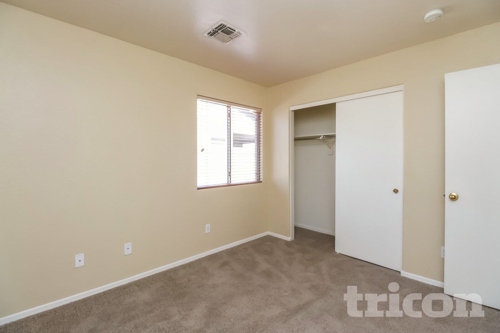 Building Photo - 10410 W Pioneer St