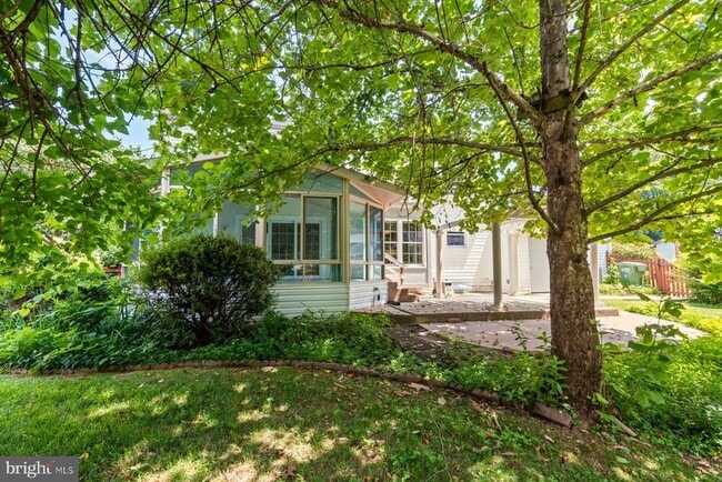 Building Photo - 4970 Manor House Ct