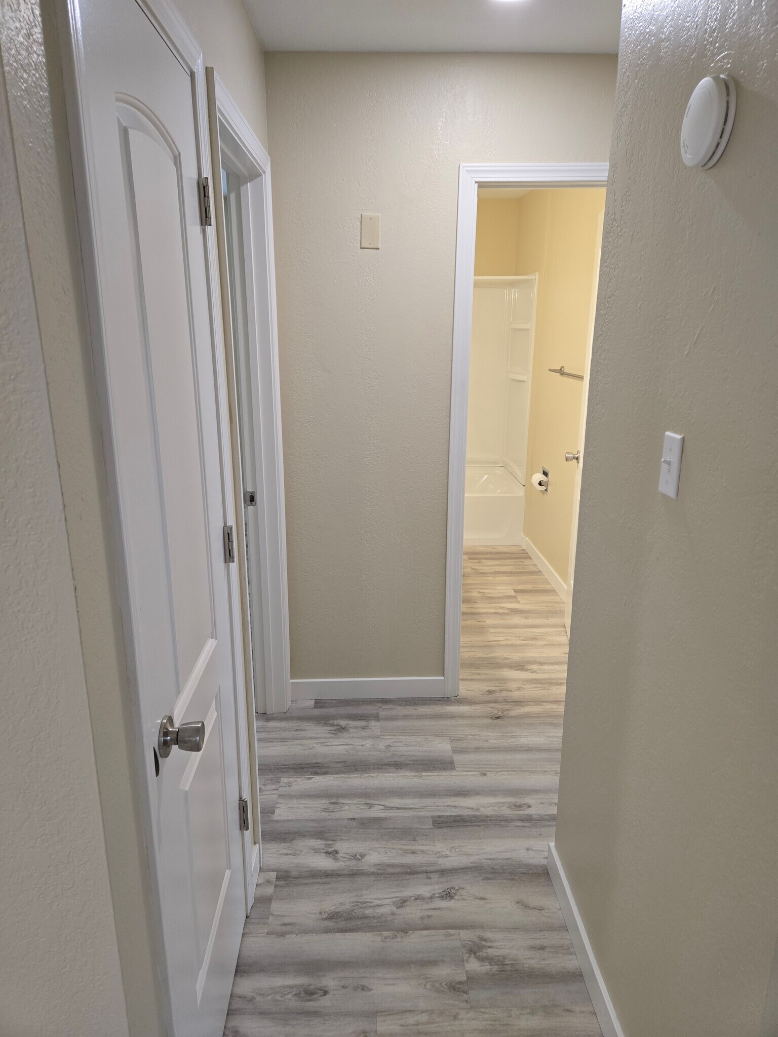 Building Photo - 123 N Glenwood Dr