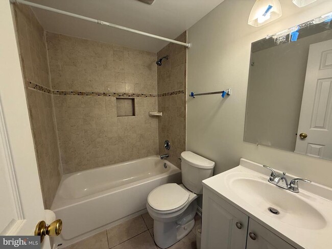 Building Photo - 4032 Olley Ln