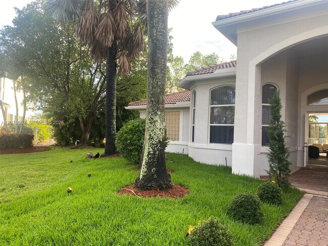 Building Photo - 1360 Victoria Isle Dr