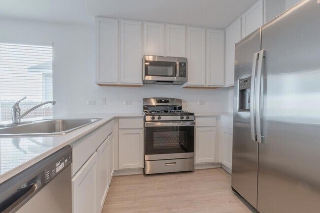 Building Photo - 216 Little Sparklers Lp