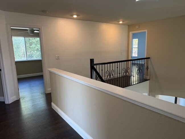 Building Photo - 9223 Camden Lake Way