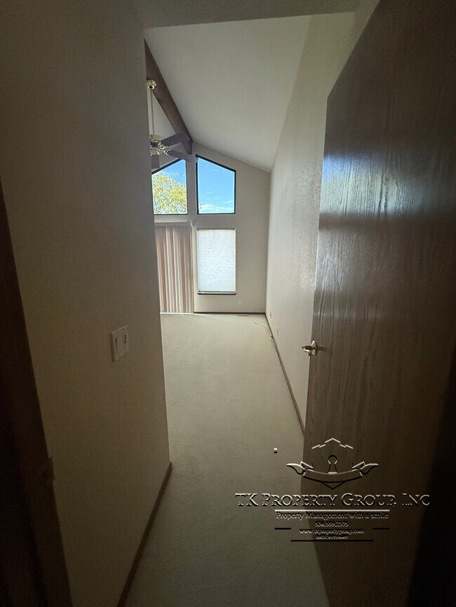 Building Photo - 17574 Patricia Way