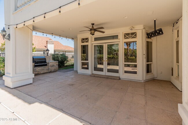 Building Photo - 5820 W Del Lago Cir