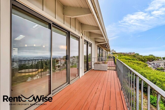 Building Photo - 14 Marlin Cove