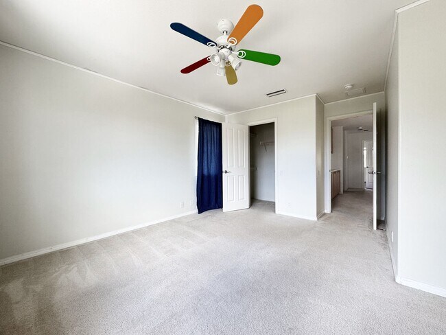Building Photo - Spacious Ewa Beach Home with Central A/C