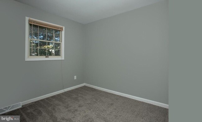 Building Photo - 938 Grantham Rd