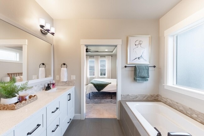 Building Photo - 72802 E Grand Bluff Loop
