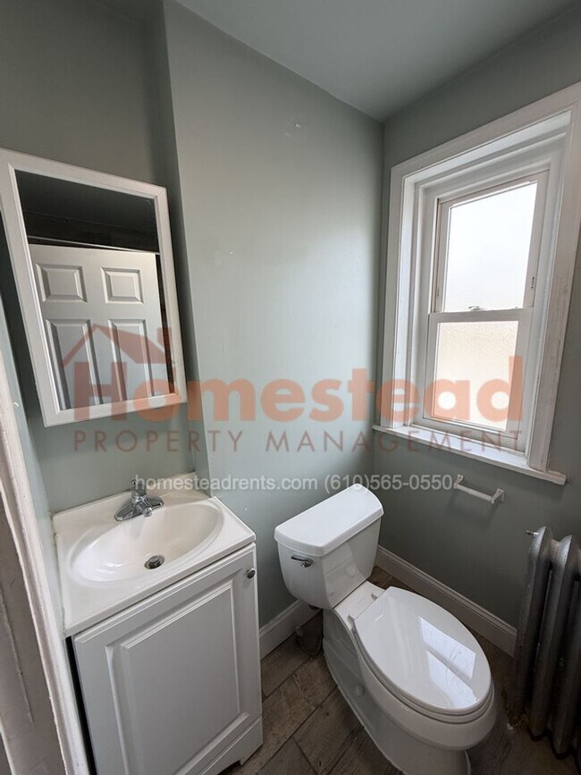 Building Photo - 1101 Washington St