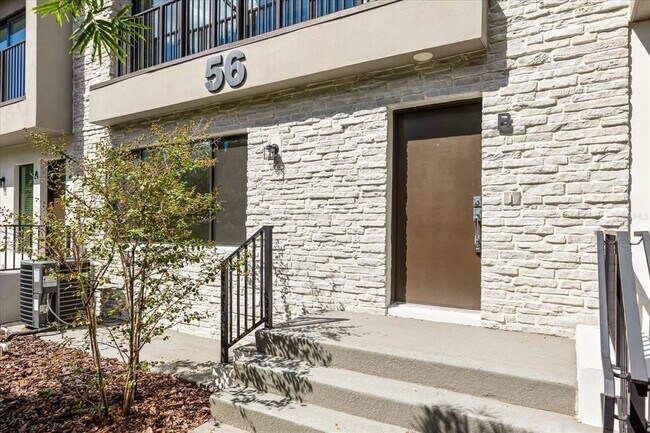 Building Photo - 56 W Harding St