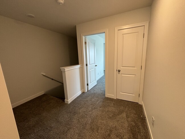 Building Photo - 11407 N 161st Ct