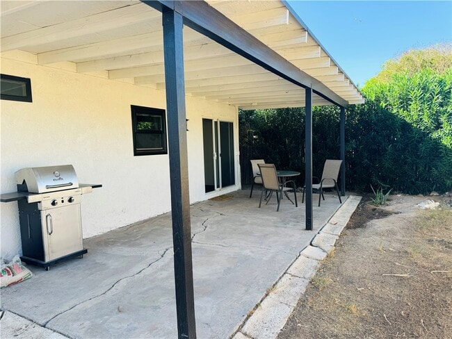 Building Photo - 1469 Terrace Dr