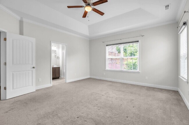 Building Photo - Luxury 3BR/2.5BA Townhome in Riverside Area with Modern Upgrades $1,850/mo rent