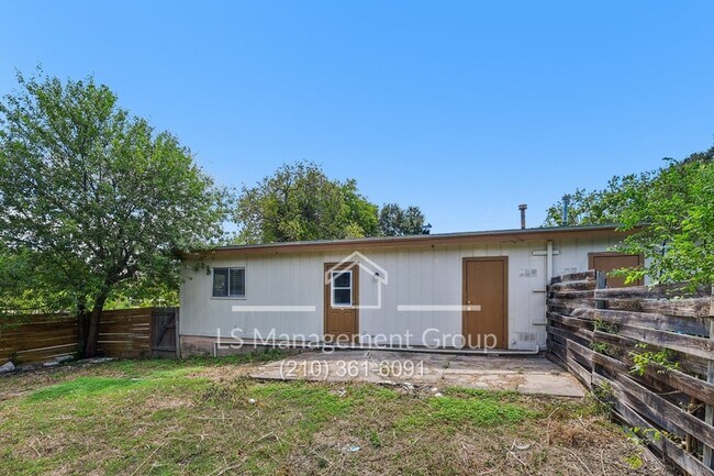 Building Photo - 6603 Cherryleaf St