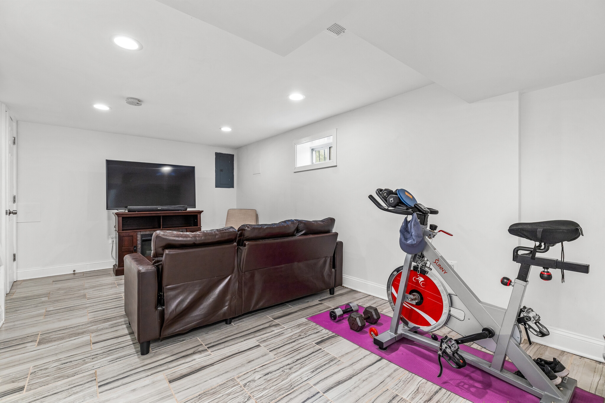 Basement can be used as living room or third bedroom - 920 52nd St NE