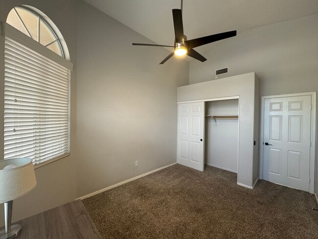 Building Photo - 4 Bedroom Home W/ Pool Available in Tatum Ridge Near Jomax Rd & N Tatum Blvd!