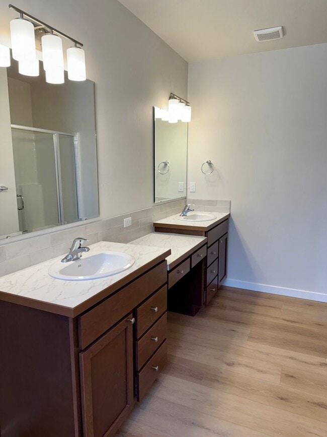 Building Photo - Welcome home! 4 bed 2 bath in Caldwell Idaho