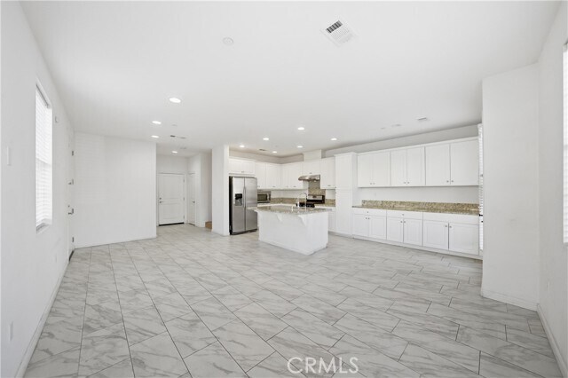 Building Photo - 2830 E Via Fiano