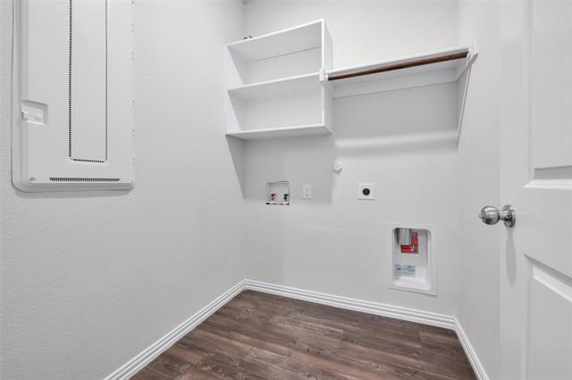 Building Photo - 5832 Rostherne Dr