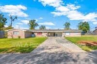 Building Photo - 4212 Heyd Ave