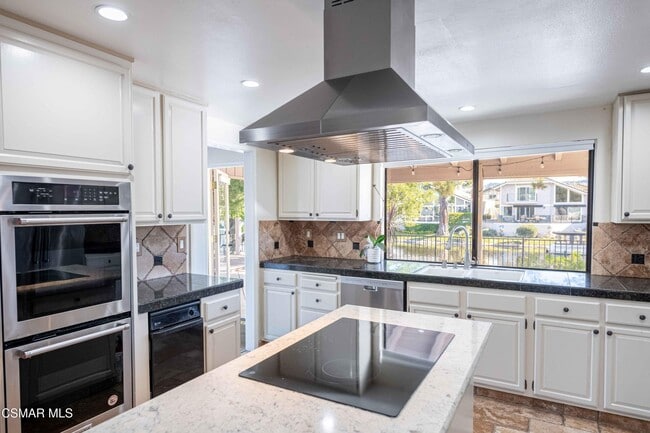 Building Photo - 1300 Bluesail Cir