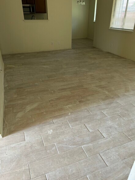 Building Photo - 3505 Northcrest Dr